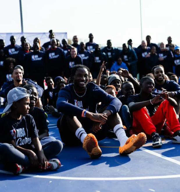 勇士分享库明加参加篮球无国界：在每个地方分享了对篮球的狂热