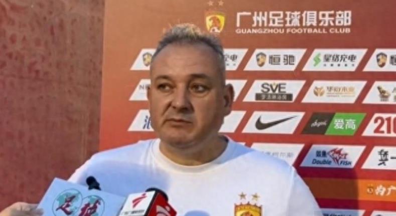 广州教练谈球队将来：在特定情况实现保级很激动，球队还有可能再回中超